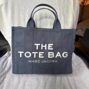Marc Jacobs Medium Tote (shadow - dusty blue)